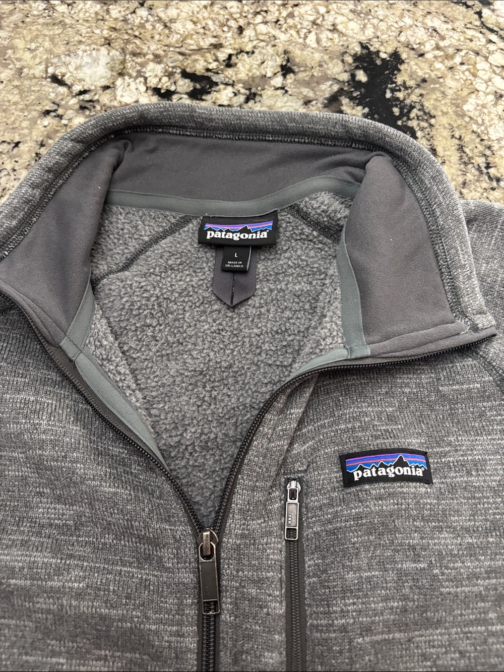 Patagonia Men's Heather Gray Full-Zip Jacket Size Large Style 51884 - Picture 2 of 6